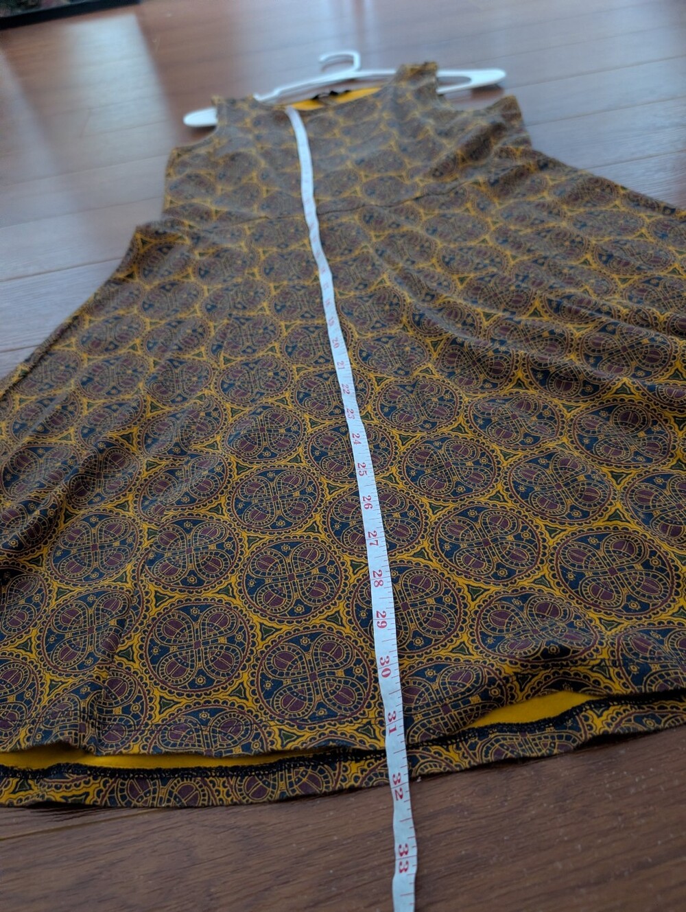 Geometric Pattern Midi Dress - Picture 9 of 10
